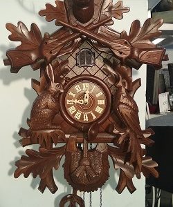 שעון קוקייה ישירות מהיער השחור HUBERT HERR 136AQ