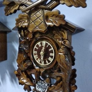 שעון קוקייה עשוי עץ מהגוני מלא 739Q ENGSTLER