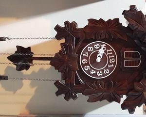 שעון קיר קוקייה דגם 6011 (צפו בסרטון ההדגמה) Pearl